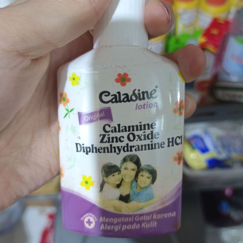 bedak cair caladine original