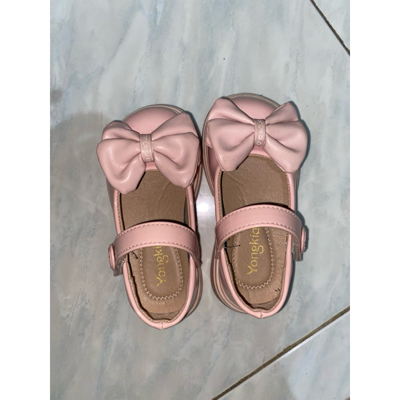 Sepatu Yongkidz