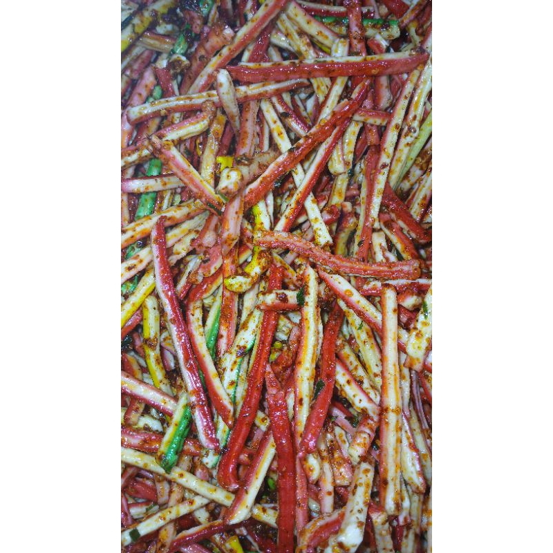 

Kerupuk beton , kerupuk jaat khas bandung pedas gurih daun jeruk