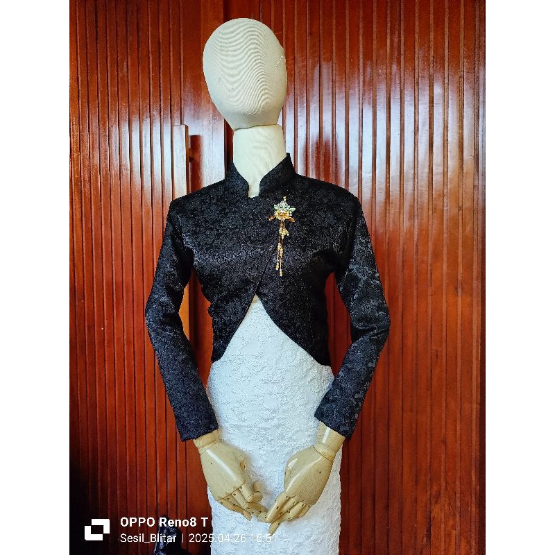 KEBAYA JANGGAN CROP TOP GADIS KRETEK BISA REQUEST WARNA DAN UKURAN