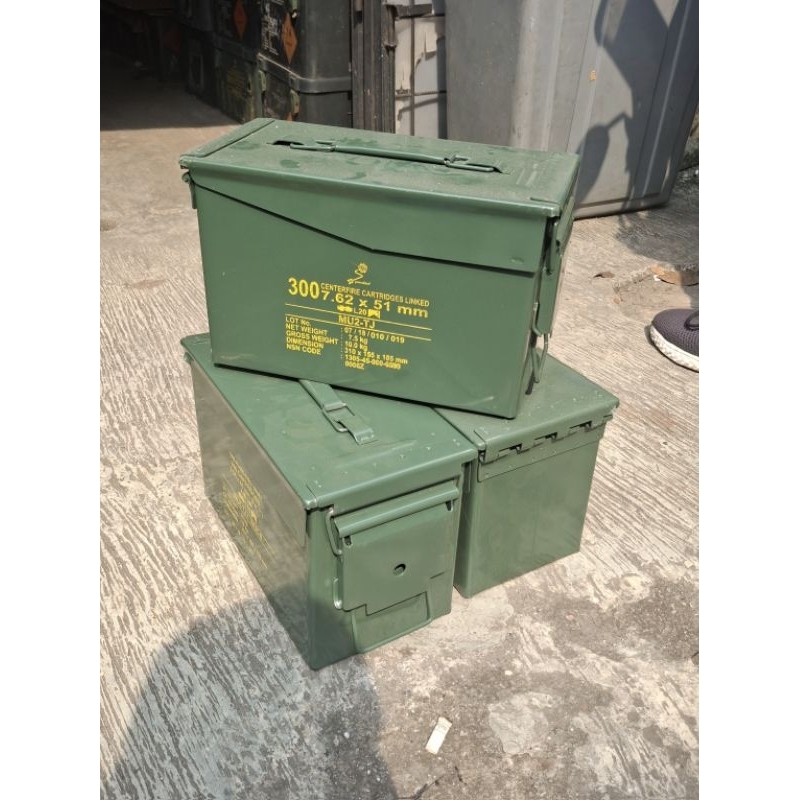 Box kotak Besi bekas Peluru Serbaguna