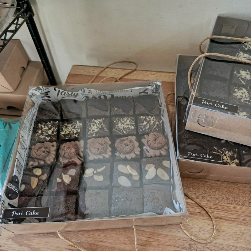 

Brownies fudgy ( 1 box isi 25 sekat )