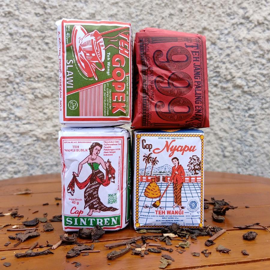 

Paket 4 Teh Wasgitel khas Wedhangan Solo (Nyapu Gopek Sintren 999merah)