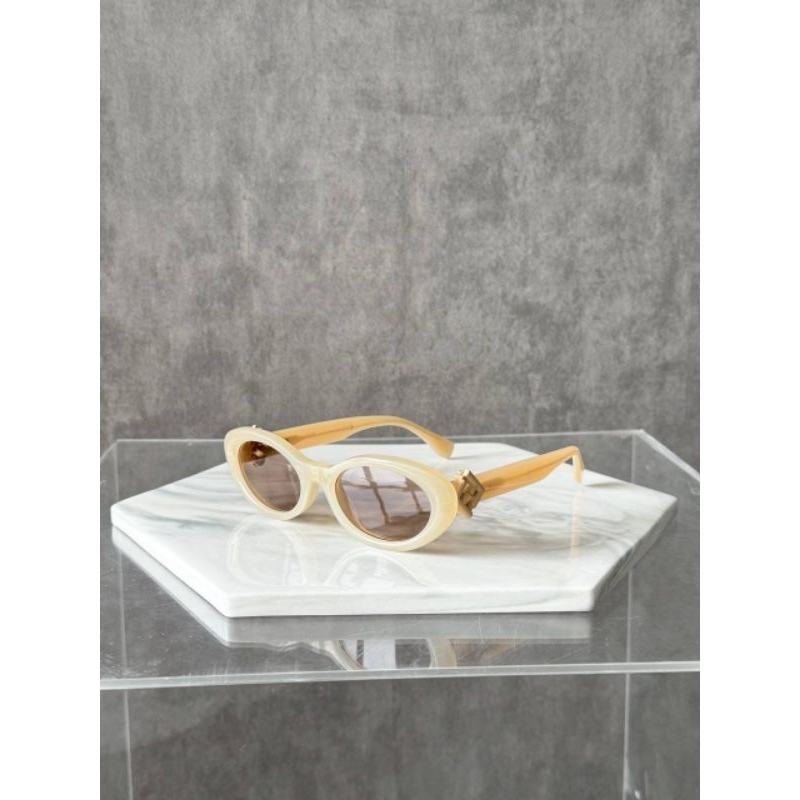 Fendi FF Diamond Oval Sunglasses Nude