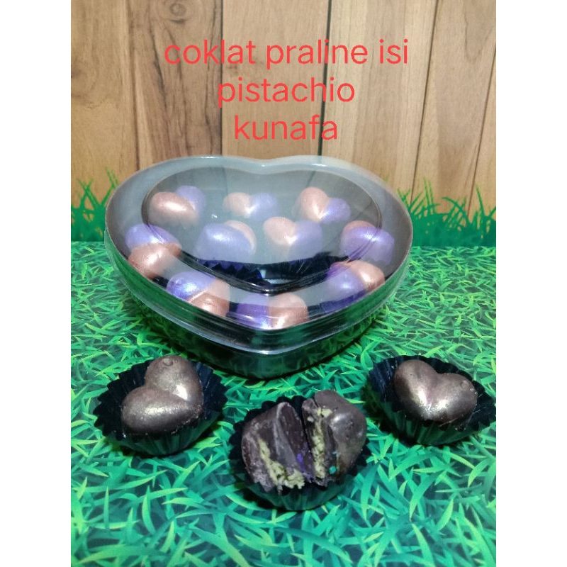 

coklatpralinegliter isi10