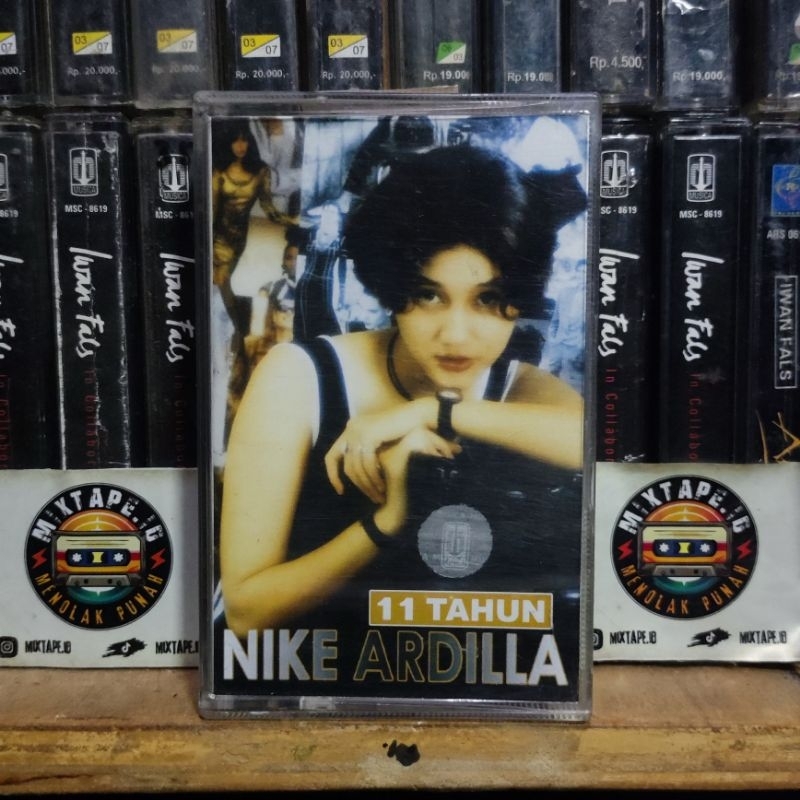 Kaset Pita - Nike Ardilla - 11 Tahun - Radio Tape - Kaset - Radio - Pemutar Kaset - Retro - Classic 