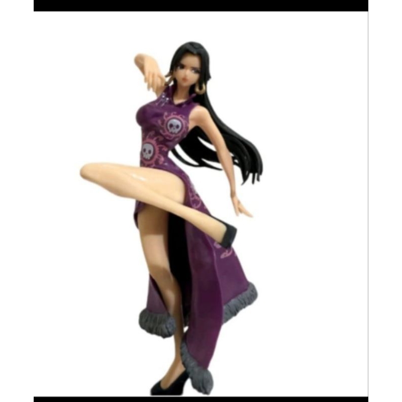 action figure Boa Hancock baju ungu