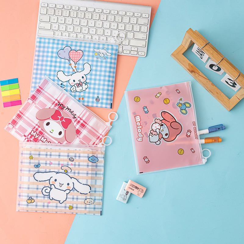 

{Sanrio/Lotso} Kotak Pensil Pouch Ziplock 1 Resleting Lucu dan Unik Karakter Sanrio/Lotso