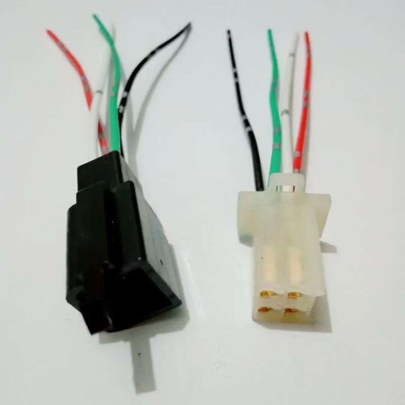 SOCKET SAMBUNGAN KABEL 4Pin / ISI 4 KABEL