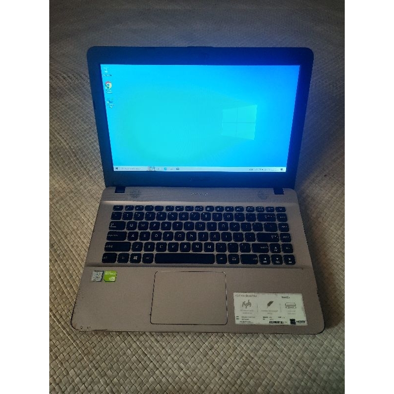 Laptop Second Asus Vivobook X441UBR Core i3 Gen 7