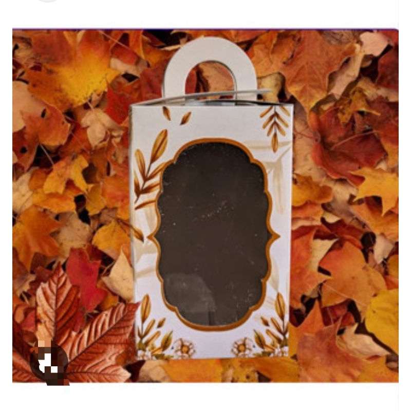 S (S50) BOX IVORY UNTUK SOUVENIR GELAS