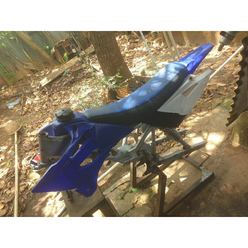 Rangka atau Sasis F1zr modifikasi trail