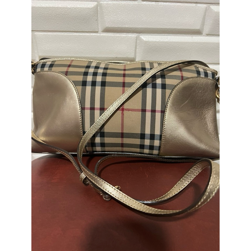 Tas Selempang, Burberry