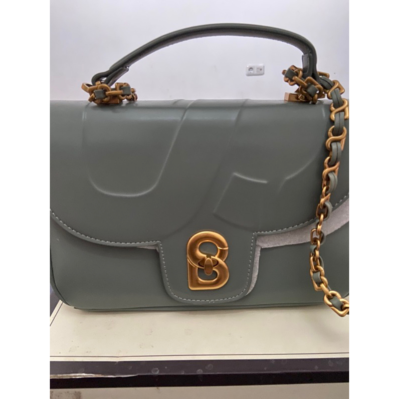 PL Alma flap bag smooth finish medium