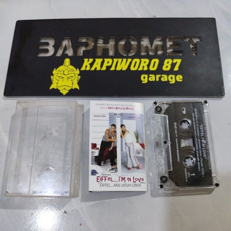 kaset pita EIFFEL...I'M IN LOVE