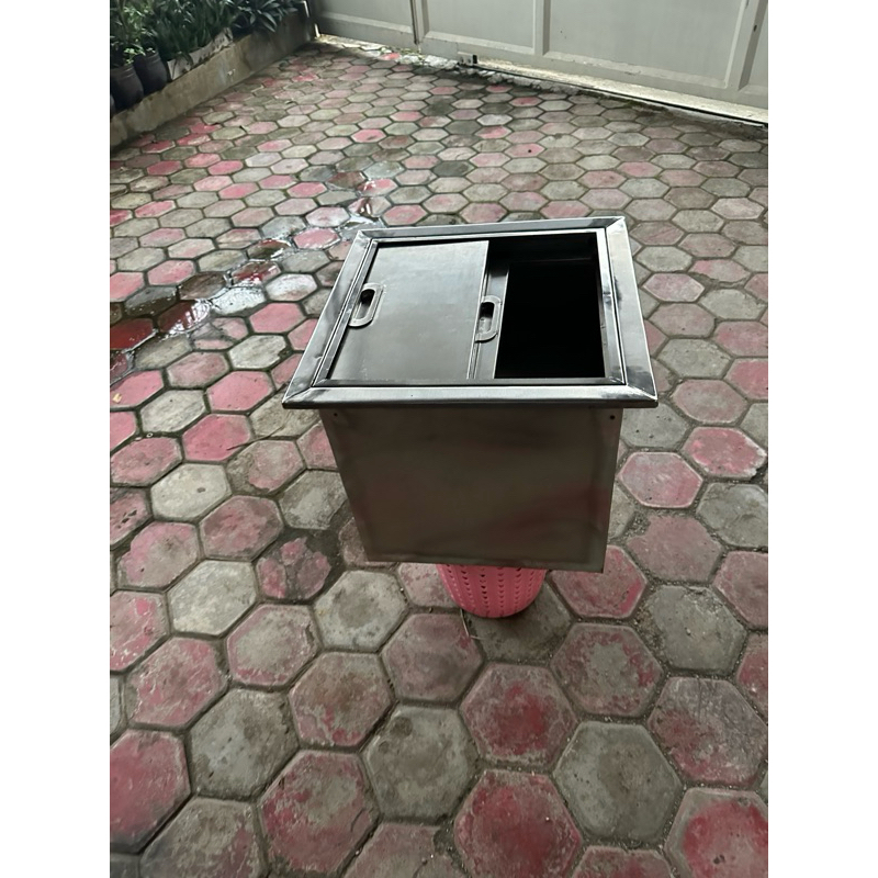 Ice bin tempat es batu ice box doble plat