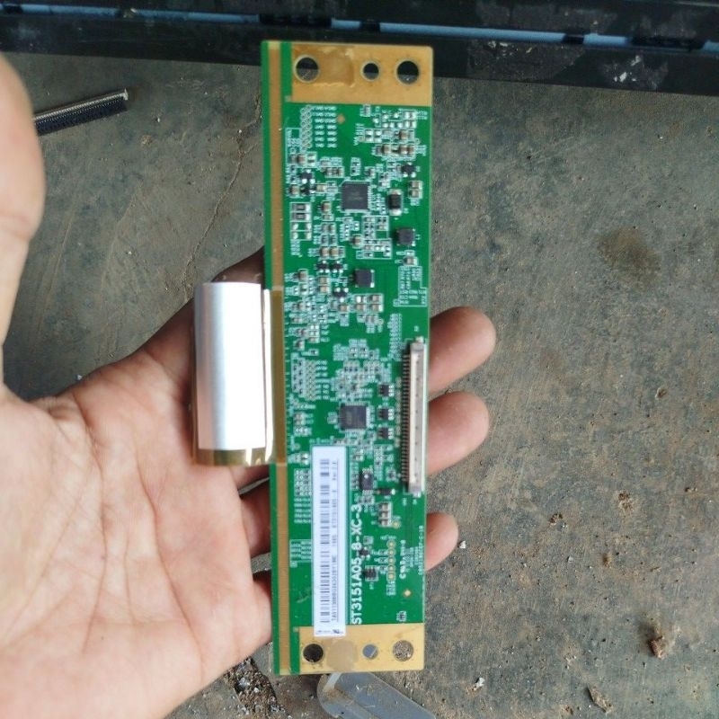 tcon tv panasonic th32f302g