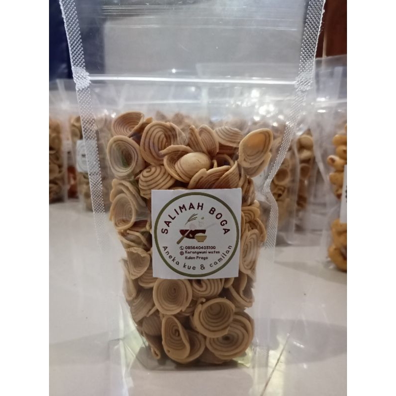 

aneka snek dan camilan