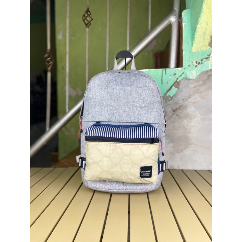 Backpack Pacsafe