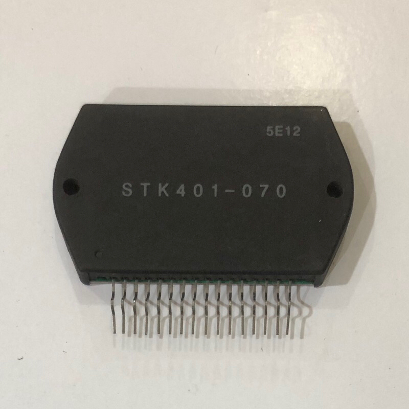 IC STK 401 - 070  ASLI