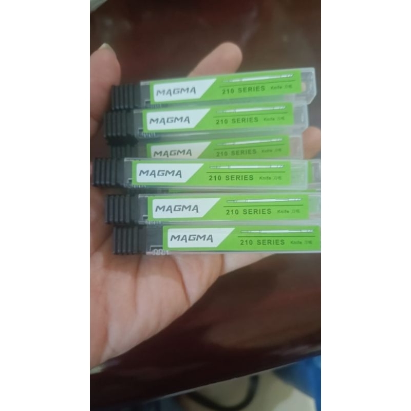 MATA SOLDER MAGMA PISAU