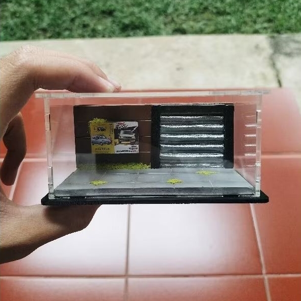 DIORAMA MINI GARASI + AKRILIK (DIECAST 1:64)
