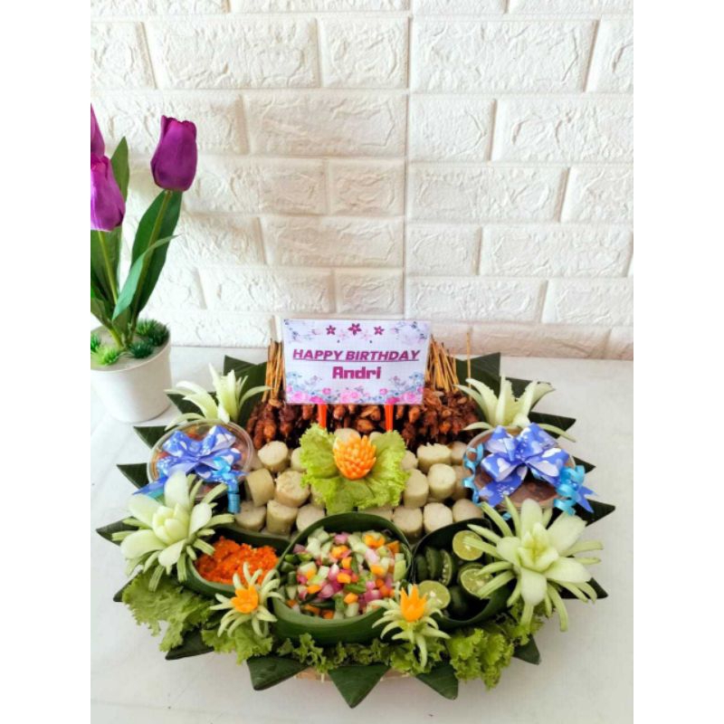 

Tumpeng Sate/ Sate tampah/ Sate ayam/ Sate/ Sate Tampah Spesial FULL daging 5 porsi