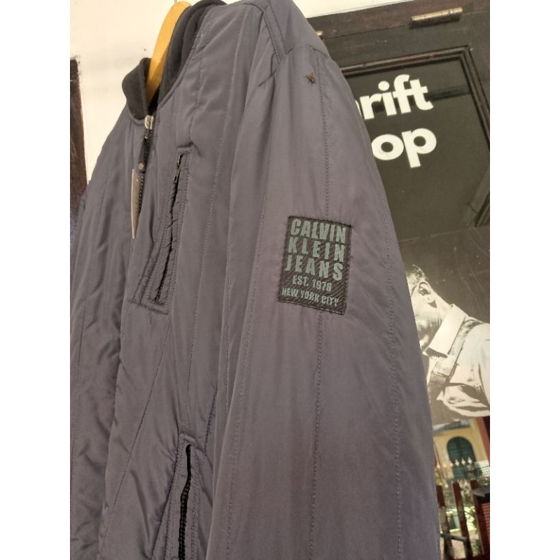 Jaket Calvin Klein Grey Preloved