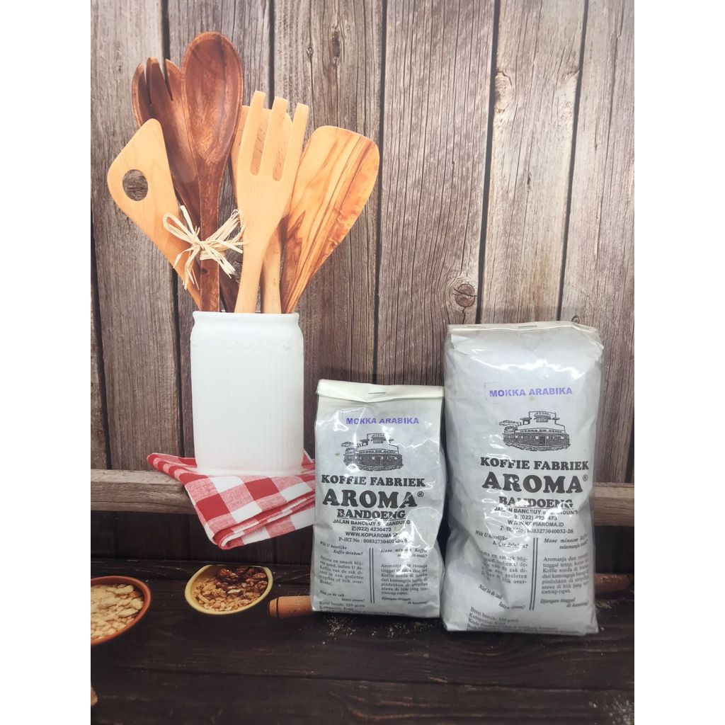 

Kopi Aroma Asli Bandung Arabika & Robusta