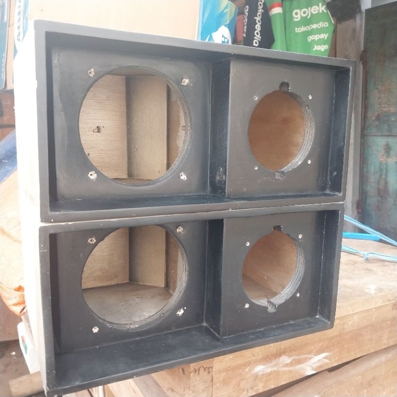 Box middle 4 inch sepasang