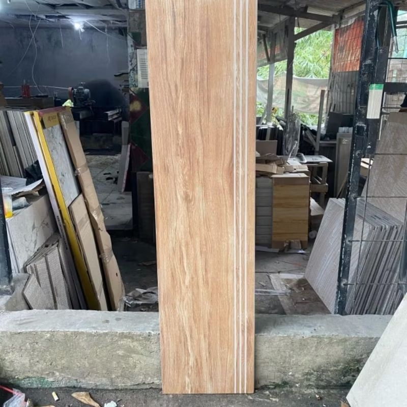 Granit pijakan anak tangga 30x90 30x100 keramik motif kayu mat custom Keramik motif kayu 30x90 30x10