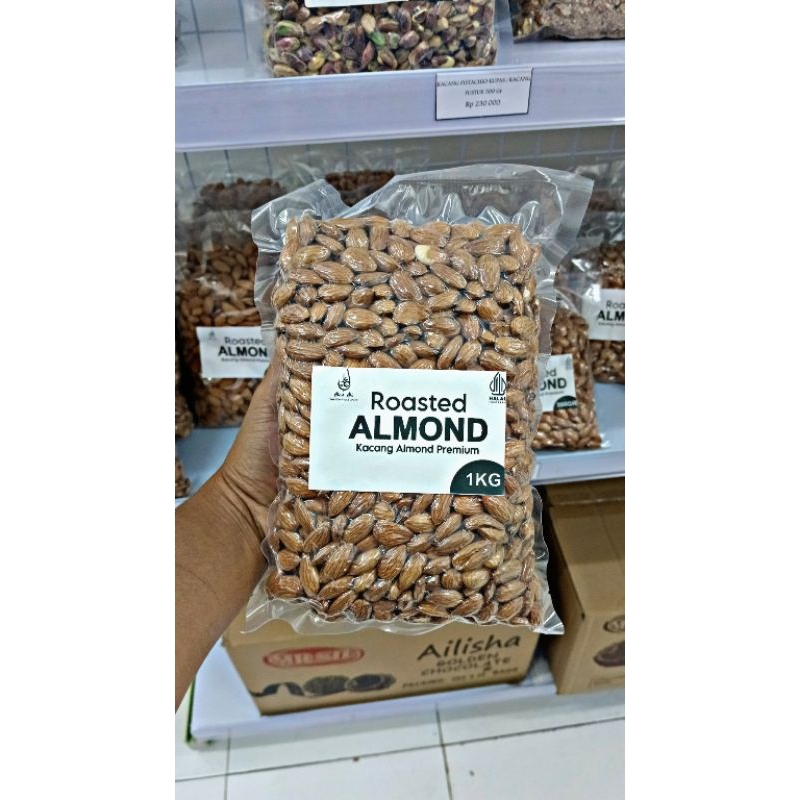 

Kacang Roasted Almond Panggang Siap Makan 500 Gram / Almon Roasted Kupas Matang Premium Camilan Diet