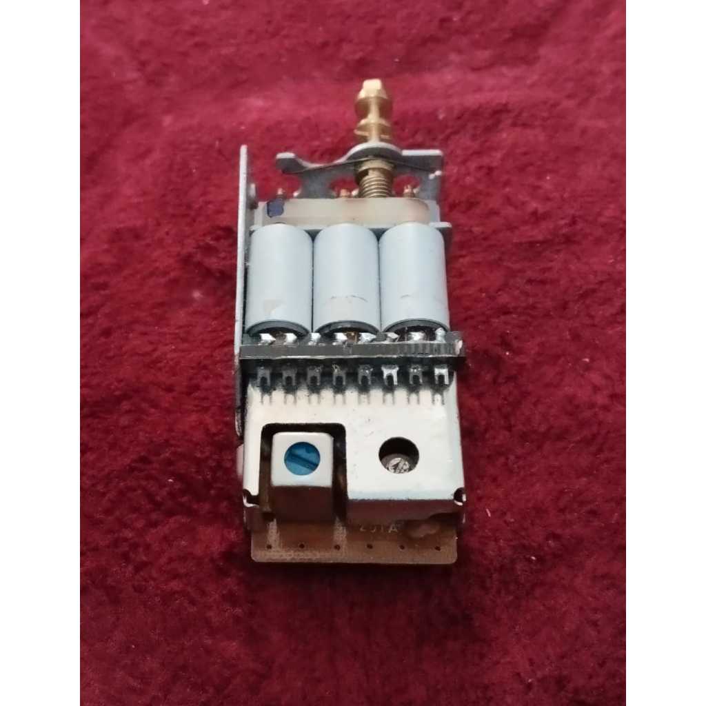 Kepala Tuner FM TAIWAN Kondisi Baru