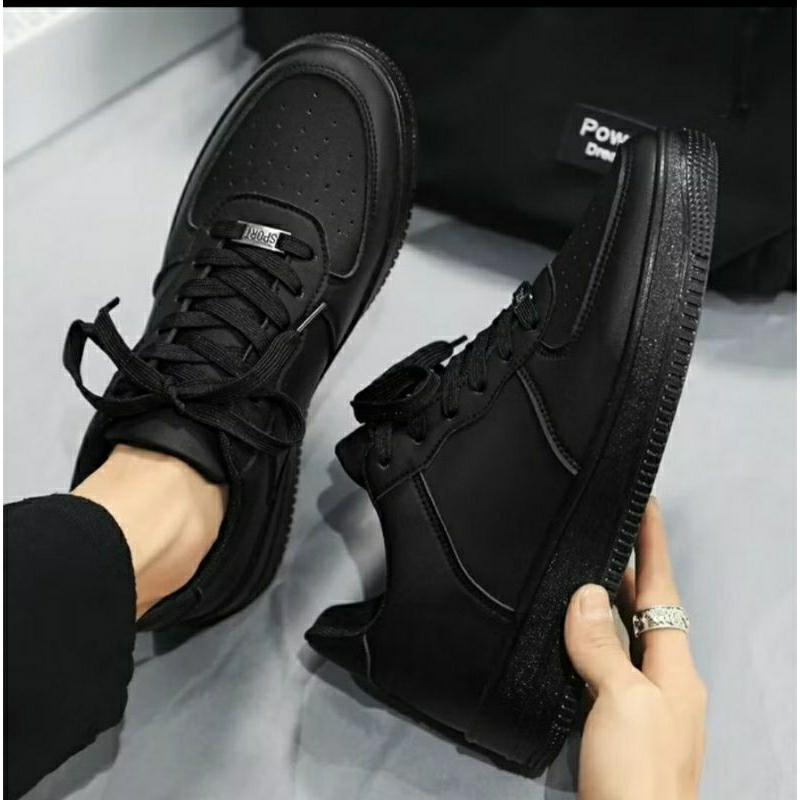 Sepatu Sneakers Putih Pria Wanita Casual Sepatu Wanita Pria Putih Polos Free Box