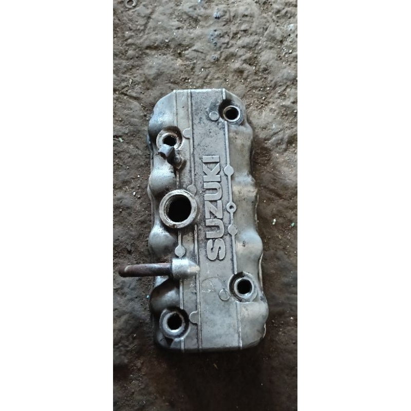 Tutup silinder head Suzuki Carry 1'0 original cabutan