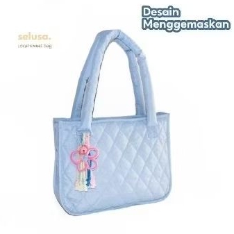 Selusa Fluffy Tote Bag