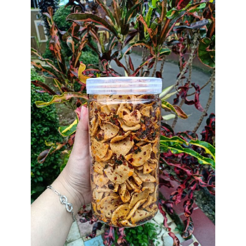 

Keripik Basreng Chili Oil Daun Jeruk Homemade. Kemasan Toples 250gram