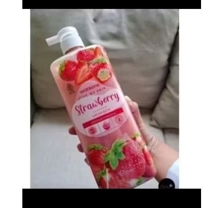 1 liter sabun cair strawberry ori watson