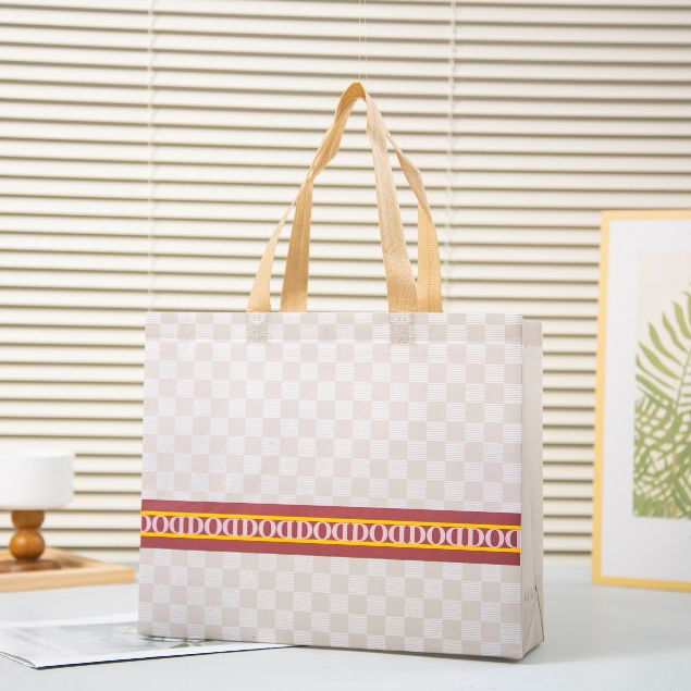 

Variant G-43 - Tas Souvenir - Tas Spunbond - Goodie Bag Spunbond - Spoundbond Bag - Tas Belanja Spunbond Model Kotak Box Kantong - ToteBag Wanita - Tas Jinjing Wanita - Tas Kado - Tas Belanja - Souvenir - Tas Wanita - Tas - Spoundbond - Tas Hajatan