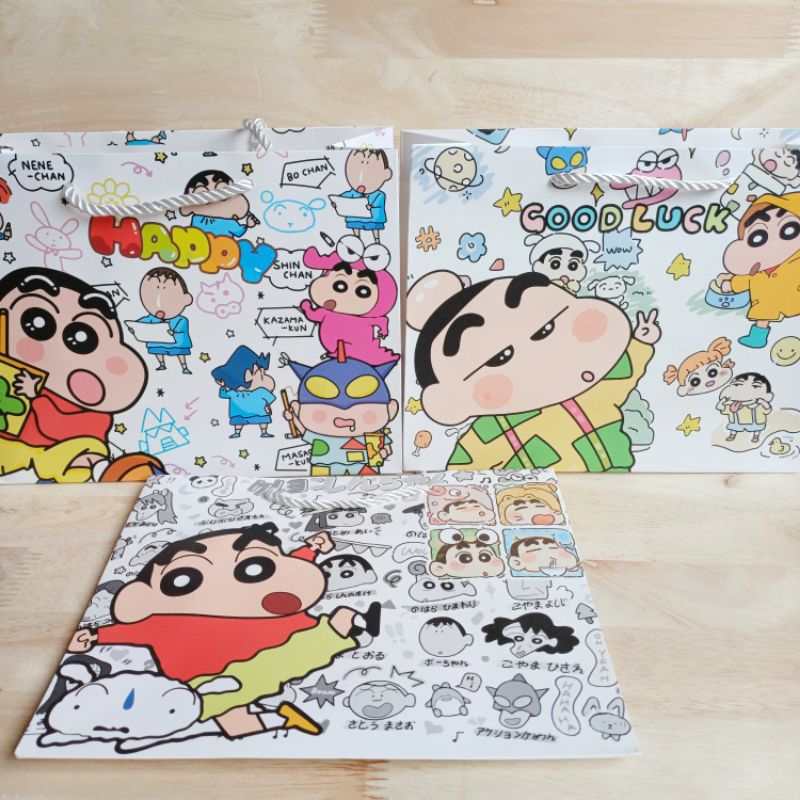 

Paperbag tas kado SHINCHAN 4223A3