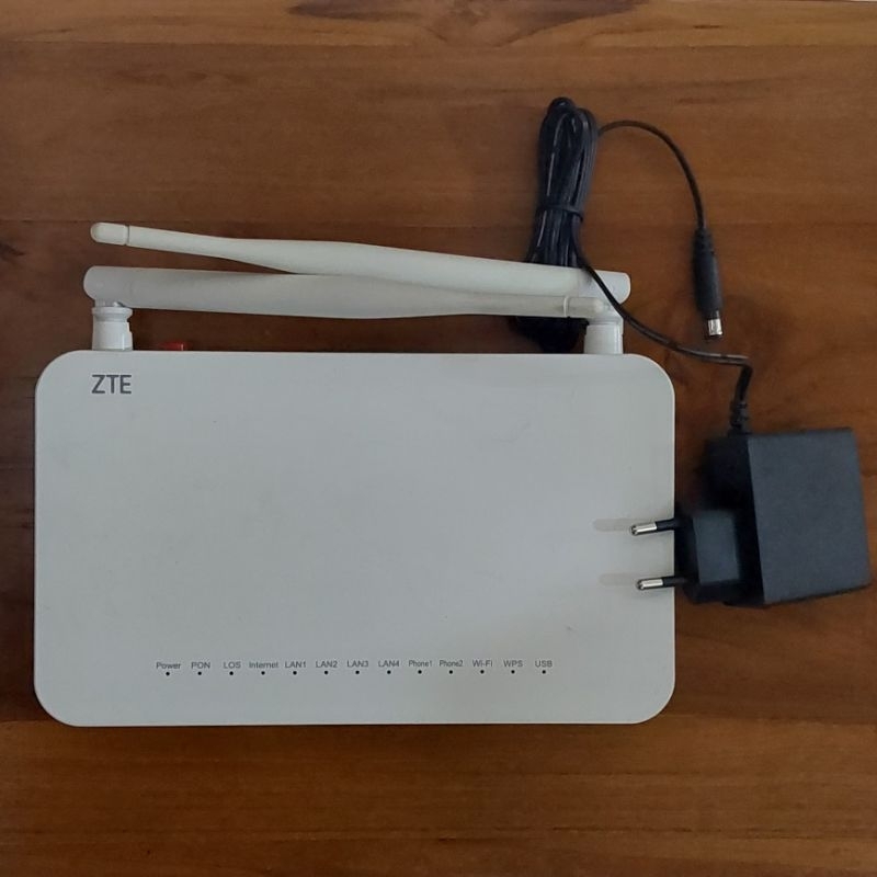 ONT ZTE F609 / v3 Port BIRU dan HIJAU