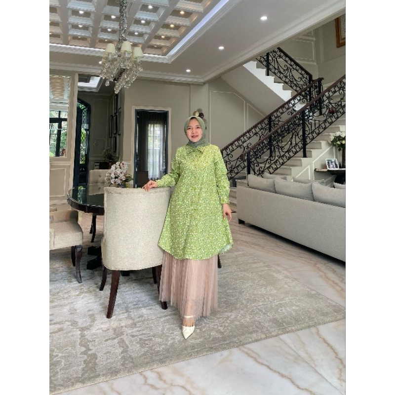 Tunik katun Jepang Premium motif bunga kecil ori By Edness Kayla(Tunik Saja)