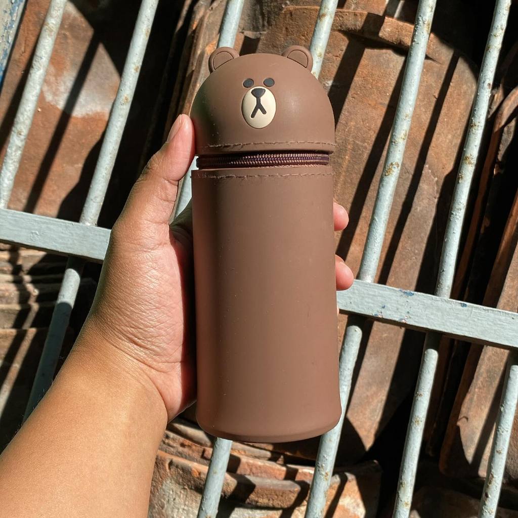 

Tempat Pensil Silicon Brown Original Line Friends