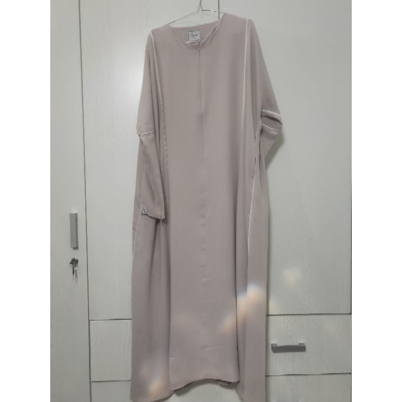 Preloved Line Abaya bysofni S