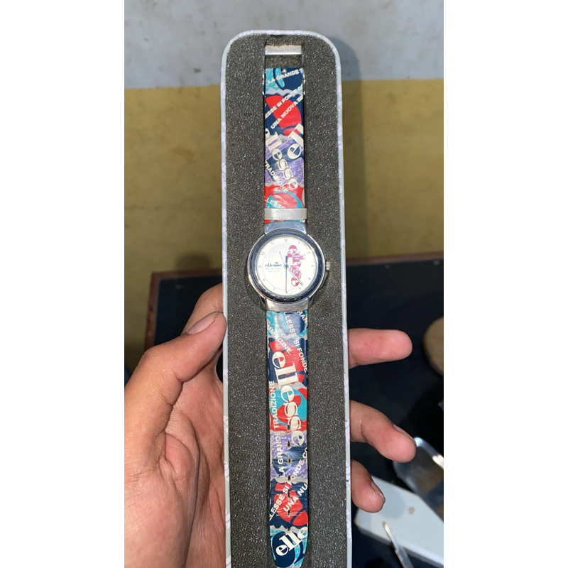 jam tangan ellesse