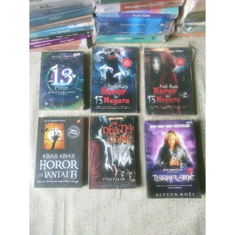 Buku Novel Horor; The 13 CURSES, DUNIA PARALEL, Kisah Nyata HOROR dari 13 NEGARA, HOROR di LANTAI 13