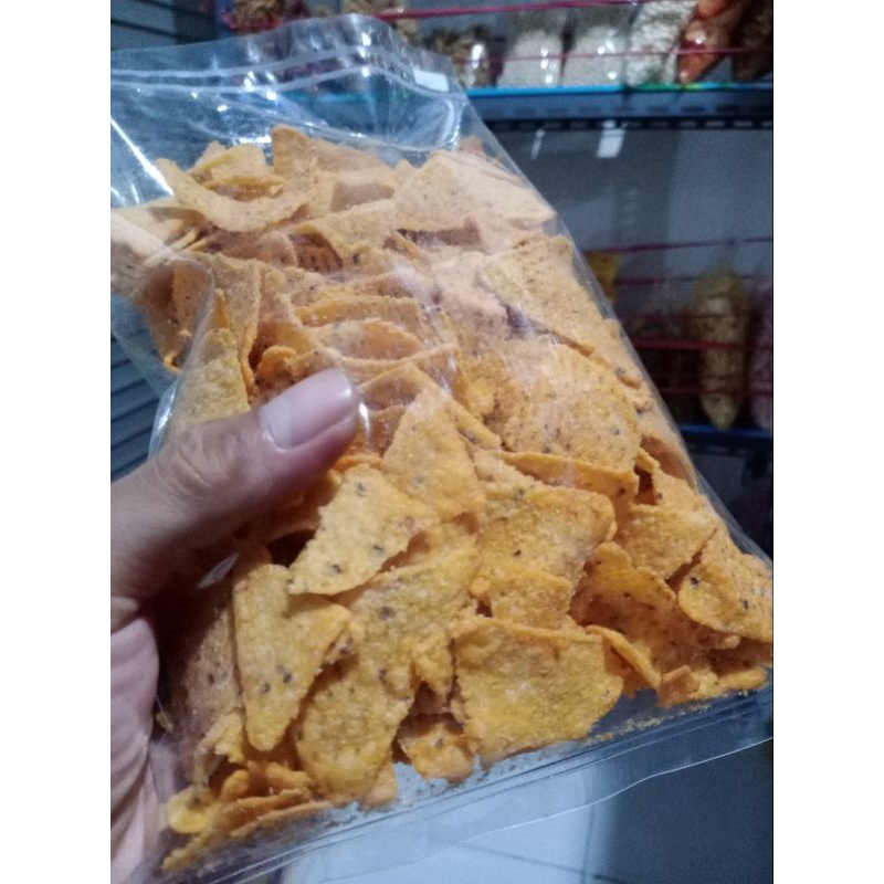 

Camilan Tortilla Jagung BBQ 200 Gram Hepitos Tortila