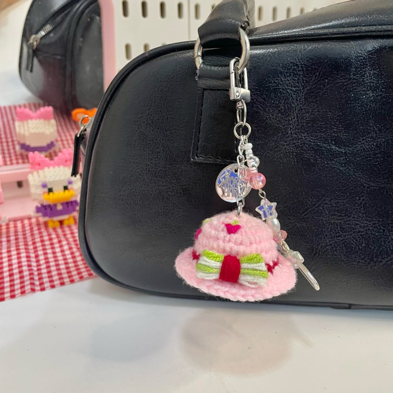 strawberry shortcake bag charm crochet - gantungan tas rajut strawberry shortcake