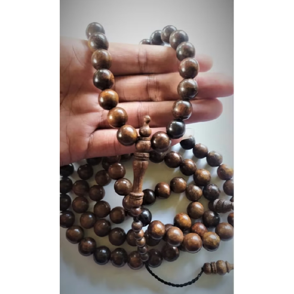 Tasbih Gaharu 12mm grade A+ / Gaharu Wangi / Gaharu Super / Gaharu Asli / kayu gaharu gaharu