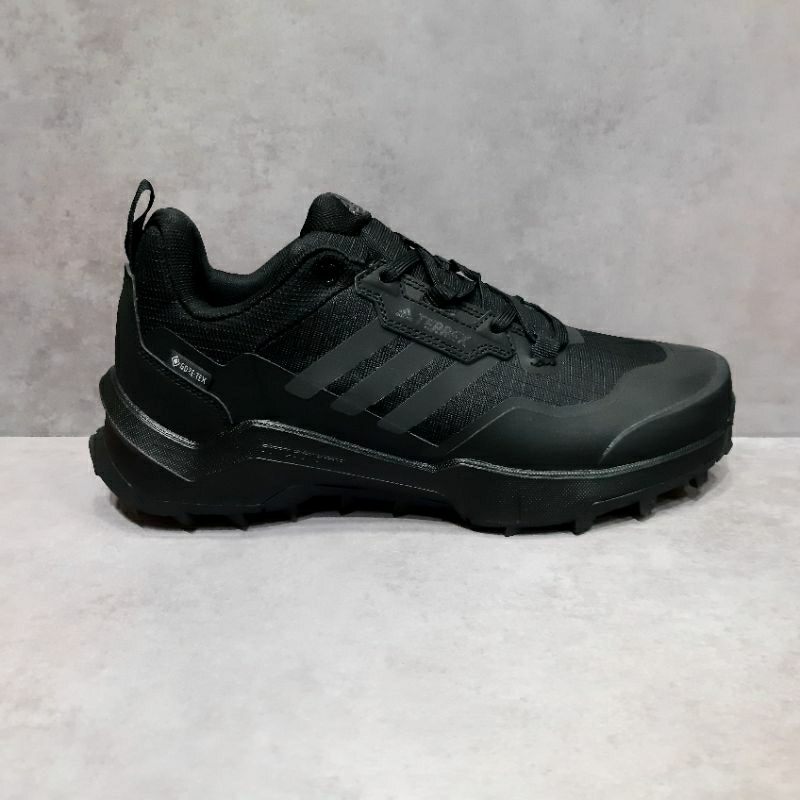 Sepatu terrex AX4 goretex black grey